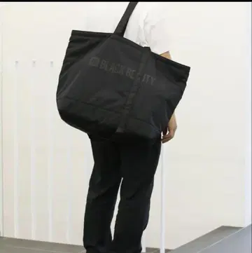 BLACK BEAUTY 블랙 토트백