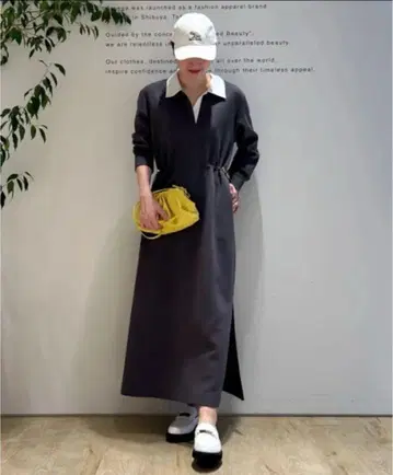 저스길리티 카라부착 종이상자 원피스 한정판 차콜 그레이