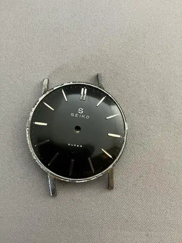세이코 슈퍼 블랙 다이얼 J14006