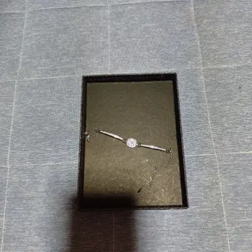 엘레강트한 다이아몬드풍 팔찌