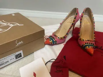Christian Louboutin 스터드 하이힐 37.5