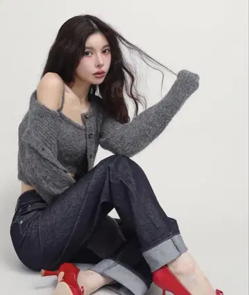 미사용 새상품 Darich 다리치 샤기 니트 앙상블 그레이