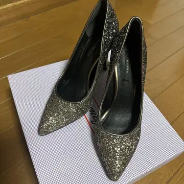 미사용 새상품 RANDA 실버 글리터 하이힐 23cm