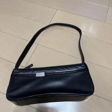 빈티지 랄프 로렌 블랙 가죽 숄더백