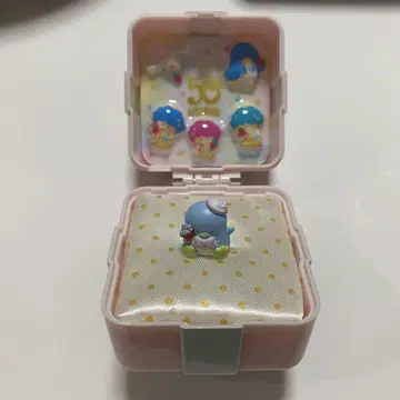 딸기신문 50주년 기념 유메큥 반지 BOX 턱시도샘