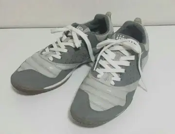 ATHLETA 실내 풋살화 25.5cm