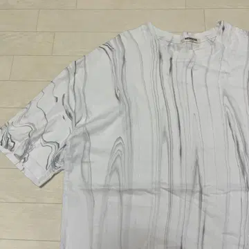 NEWDOSE 빅 T셔츠 타이다이 패턴 beauty and youth