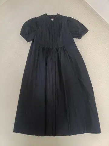 유나이티드 애로우즈 UNITED ARROWS 타프타 핀턱 원피스