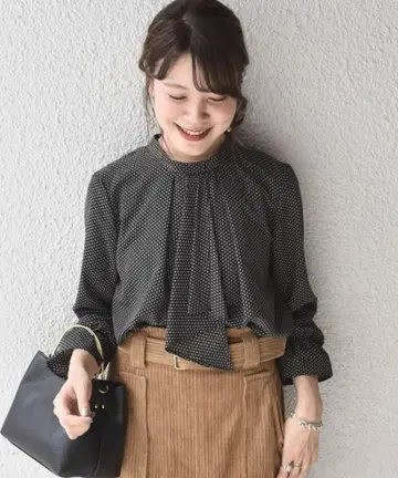 SHIPS 코몬 프린트 보타이 블라우스