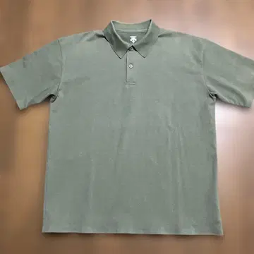 DESCENTE 올리브 그린 피케 셔츠