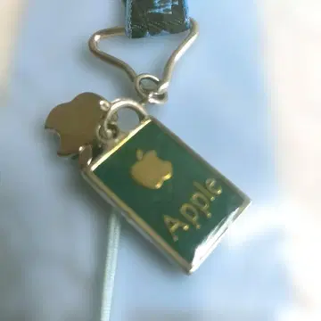 Apple 로고 부착 스트랩