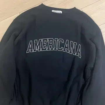 새상품급 Americana 로고 맨투맨 블랙 트레이닝복 넉넉한 사이즈