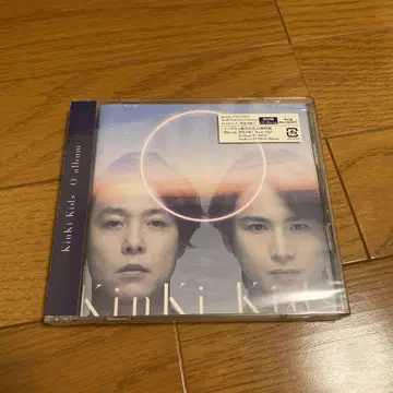 O album 초회반