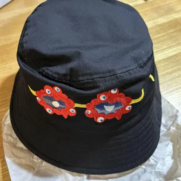 오사카 간사이 만박 미야쿠미야쿠 햇 모자 블랙