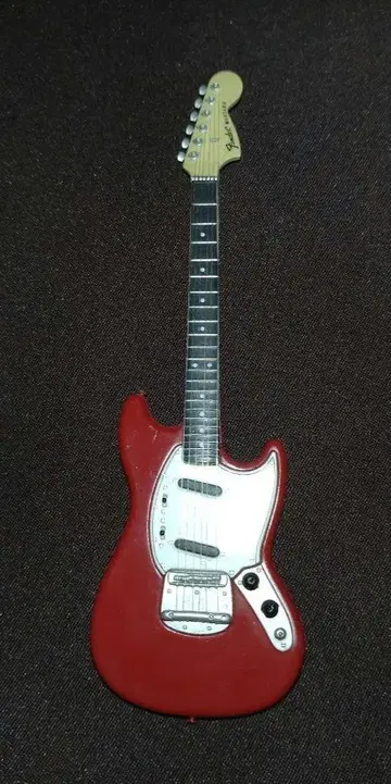일렉 기타 모형 Fender 머스탱 기타