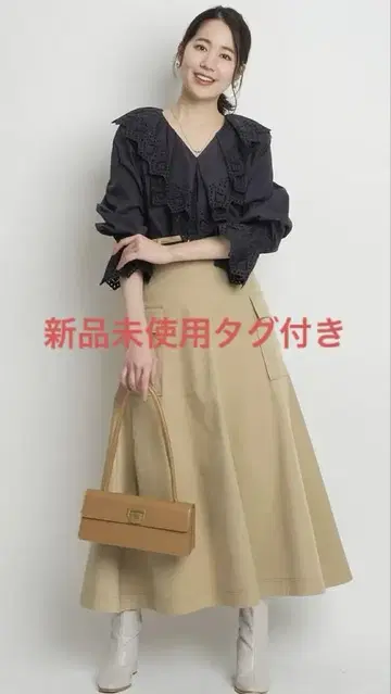 [ 새상품 ] 저스길리티 치노 플레어 스커트 베이지