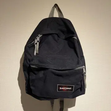 EASTPAK 백팩