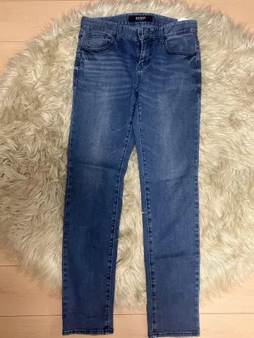 GUESS 다크 블루 데님