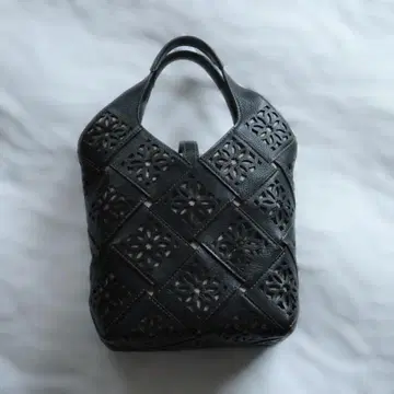 genten 서스티나블 컷워크 토트백 (중)