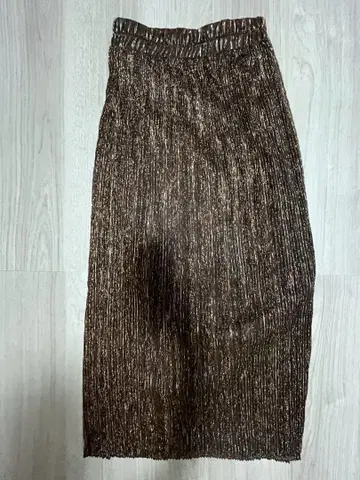 새상품급 JEANASIS 지나시스 라메 스커트