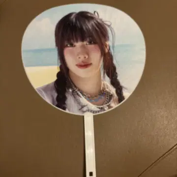 ME:I 타카미 후미네 부채
