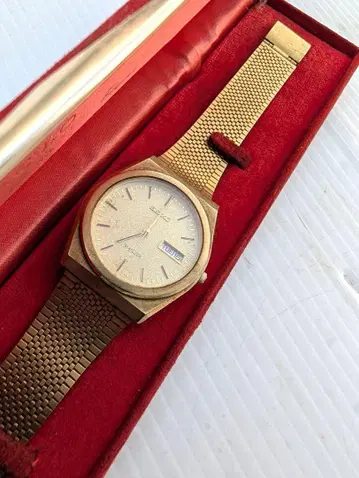 SEIKO MAJESTA 세이코 마제스타 9533-7000 쿼츠 손목시계