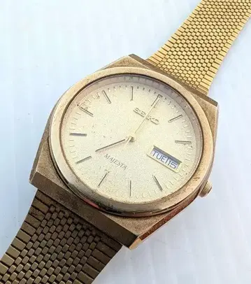 SEIKO MAJESTA 세이코 마제스타 9533-7000 쿼츠 손목시계