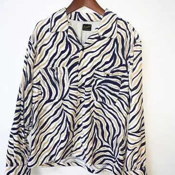 텐더 로인 카미나리 타이거 패턴 코듀로이 셔츠 애니멀