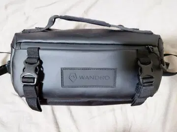 원더드 WANDRD 로그 슬링 6L 블랙