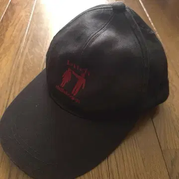 레어 발금 로고 bitch skateboards 캡 모자 블랙