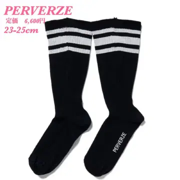 새상품 [ PERVERSE ] 퍼버즈 Droopy Line Sox 블랙