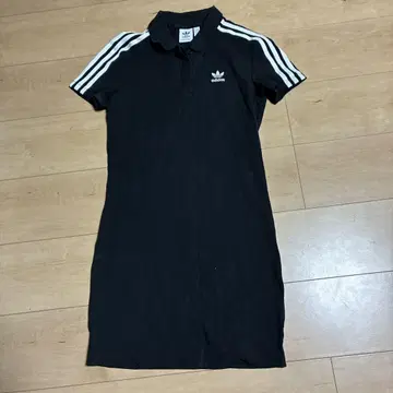 adidas 블랙 폴로 원피스