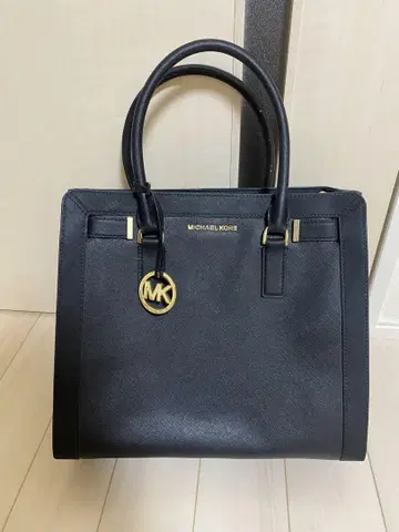 MICHAEL KORS 블랙 핸드백