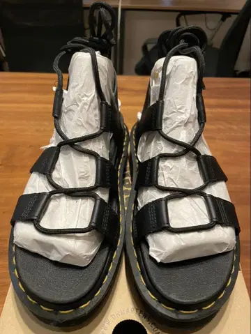 [ 새상품급 ] Dr.Martens GRYPHON 샌들 25cm UK6