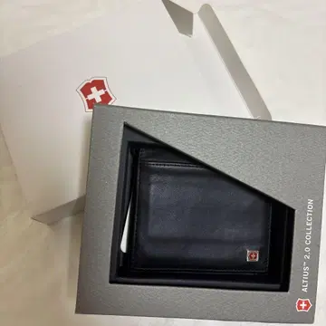 Victorinox Altius 접이식 지갑 블랙 머니클립