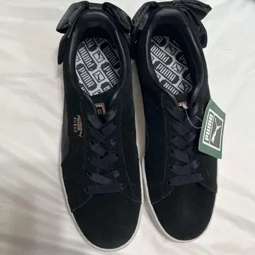 PUMA 블랙 리본 포함 스니커즈