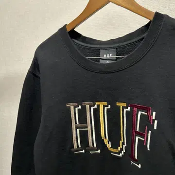HUF 하프 트레이닝복 맨투맨 블랙 스트릿 자수 로고
