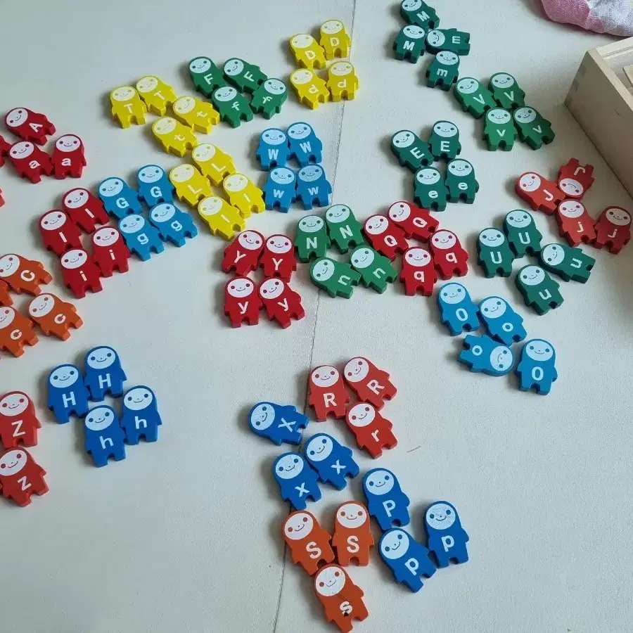 Solid Wood Alphabet Domino Toy Blocks on Bunjang Global Site., image size:900x900