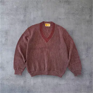 White Stag 빈티지 V넥 니트 스웨터