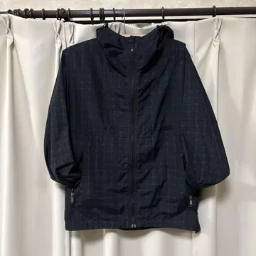 THE NORTH FACE 다크 그레이 체크 무늬 자켓 M