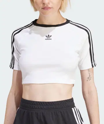 adidas 크롭T셔츠 화이트