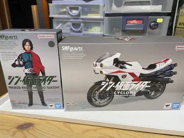 미사용 새상품 SHFiguarts 신 가면라이더 본체와 바이크 세트
