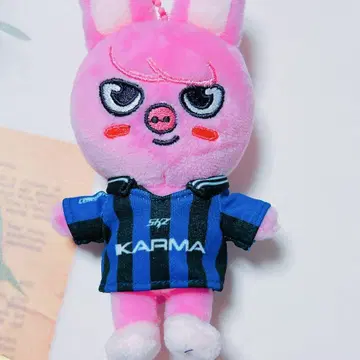StrayKids KARMA SKZOO ver. 키링 돼끼