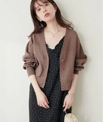 새상품 natural couture 저렴한 가격 하토메 버튼 가디건