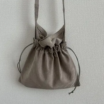 핸더 스킴 Red Cross bag