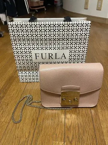 FURLA 메트로폴리스 숄더백 핑크
