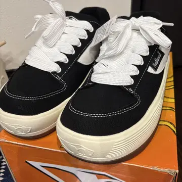 새상품 NORTHWAVE ESPRESSO CANVAS NW-004