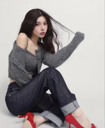 미사용 새상품 Darich 다리치 샤기 니트 앙상블 그레이