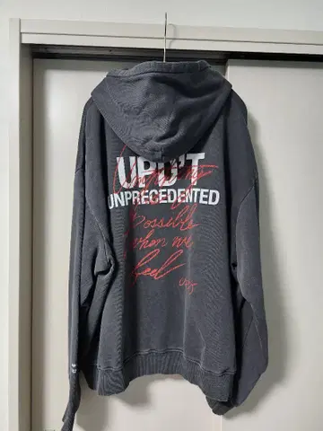 UPD'T 타케루 미사용 새상품 후드티 코지 DIVINER