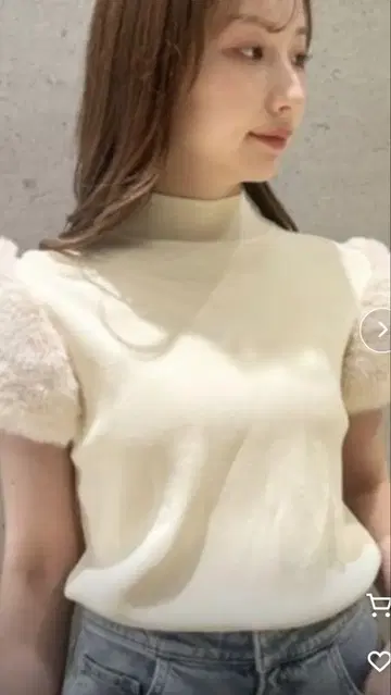 새상품급 CELFORD 퍼 하이넥 니트탑
